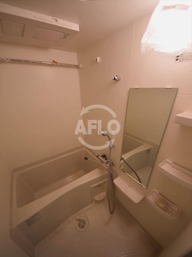 バス・シャワールーム　プレサンス本町エクストラ　浴室