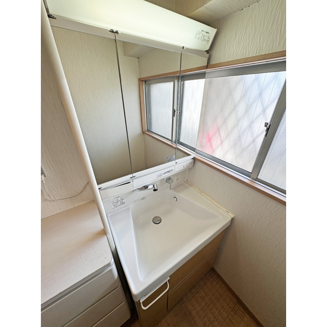 洗面設備　洗面所