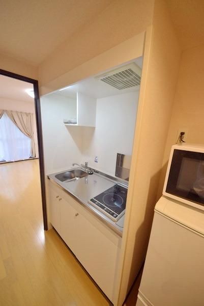 キッチン　ＩＨ＋ラジエントヒーター付き