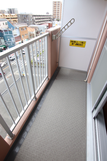 バルコニー　バルコニー