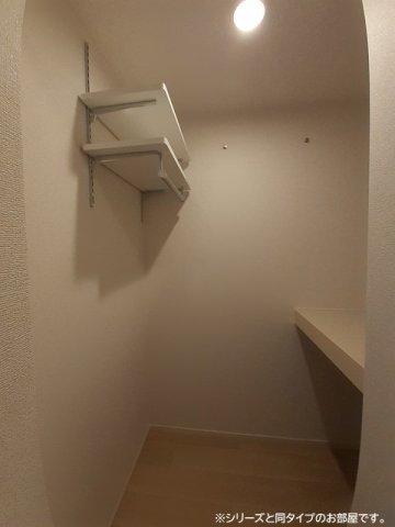 収納　たっぷりとした収納スペースです