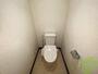 トイレ　トイレは便利なウォッシュレット機能付きになります。