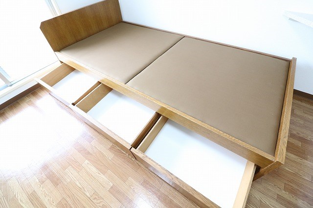 収納　☆ベット下にも収納☆※参考写真