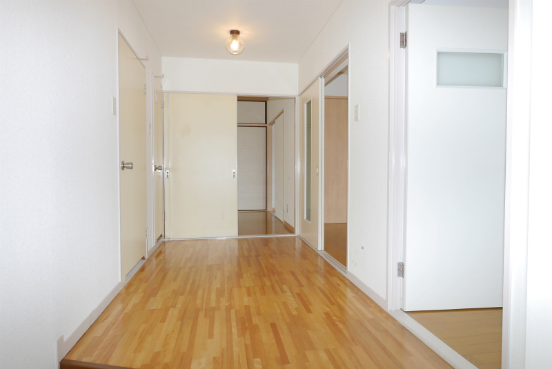 その他　川本マンション103号室