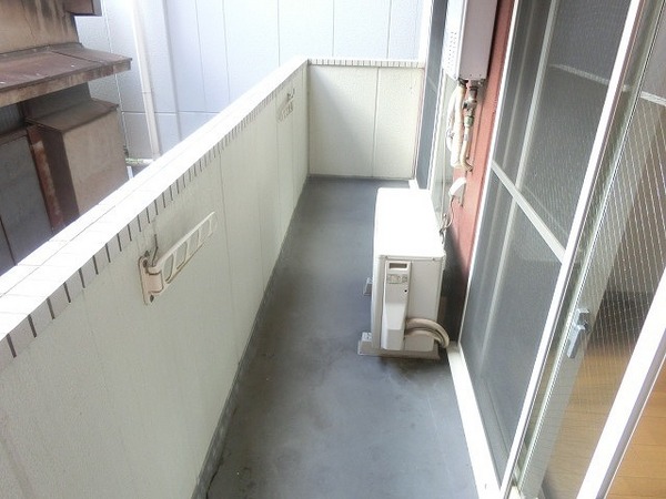 バルコニー　広々としたバルコニー！