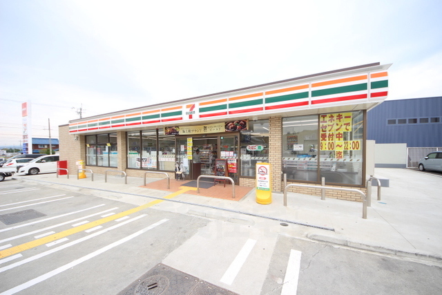 コンビニ　セブンイレブン　木津川原田店（コンビニ）まで2261m
