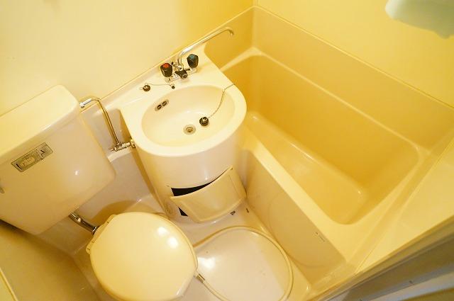 バス・シャワールーム　浴室