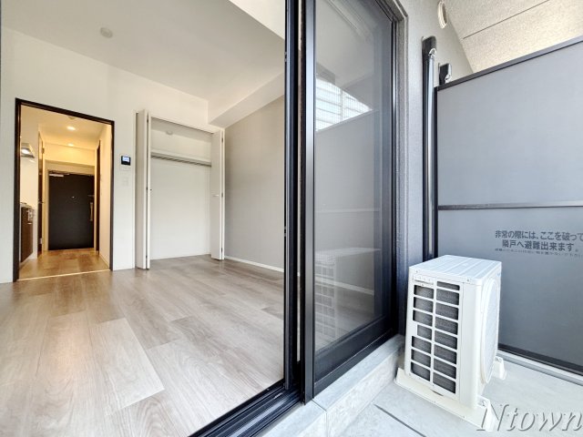 バルコニー　陽当たり良好なバルコニーです