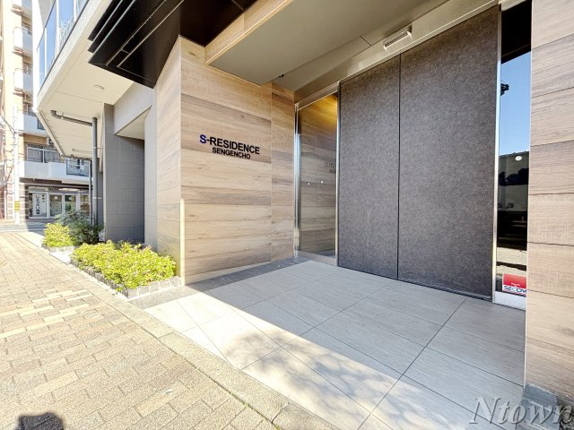 エントランス　毎日通るエントランスはこのようになっています