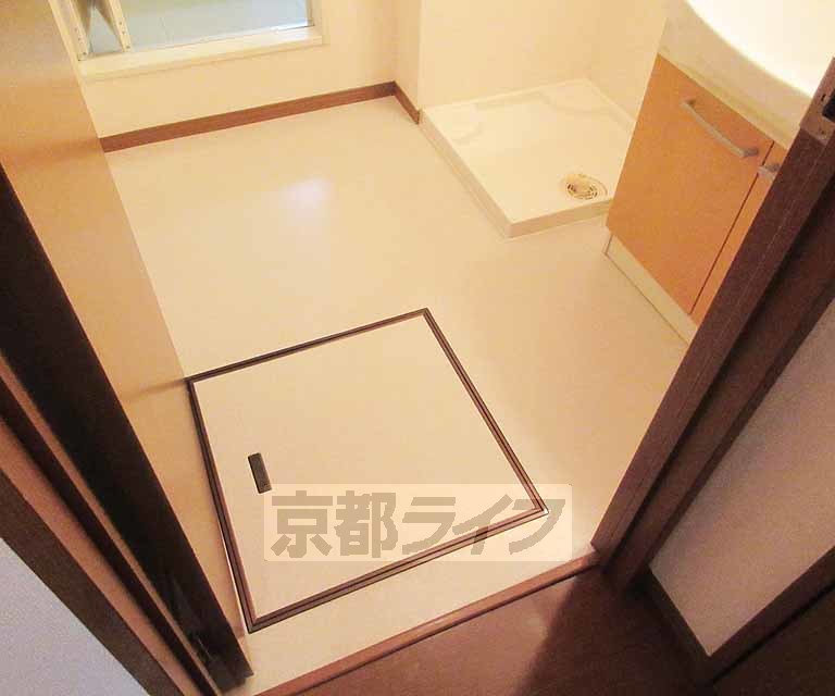 洗面設備　脱衣洗面所