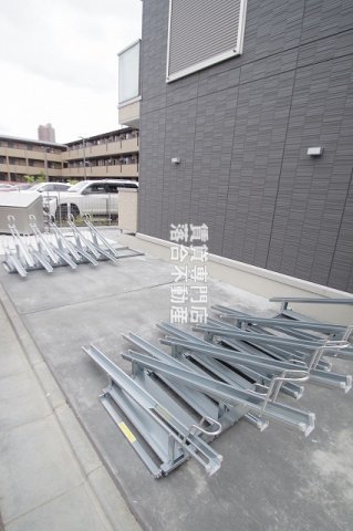 その他共有部分　敷地内駐輪場完備
