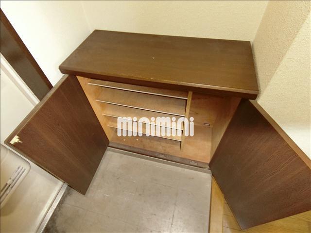 収納　シューズボックス