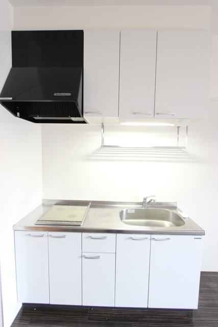 キッチン　現状優先です。