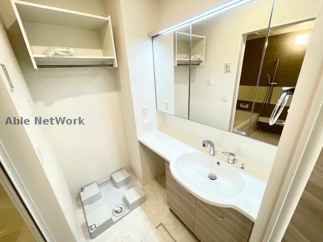 洗面設備　同型105号室