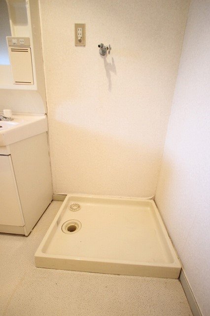 その他　同物件、別号室のものです。