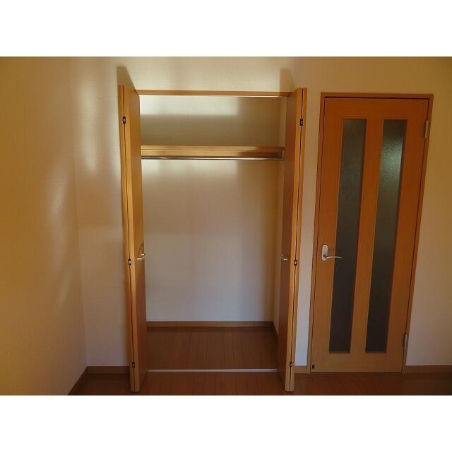 収納　クローゼット