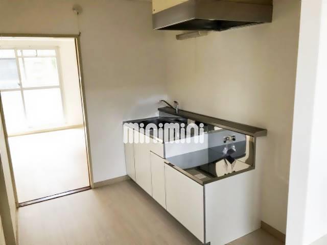 キッチン　キッチンもミニキッチンじゃないので調理しやすいですね。