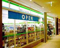 コンビニ　ファミリーマート 愛宕グリーンヒルズ店（コンビニ）まで290m