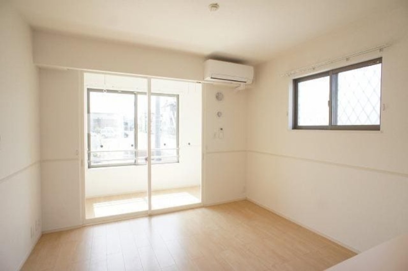 居室・リビング　図面と現状に相違がある場合には現状を優先