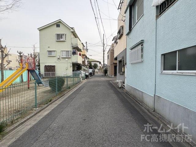 その他　前面道路（その他）まで1m