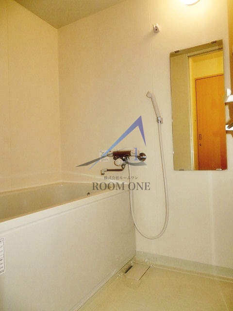 バス・シャワールーム　お風呂です。