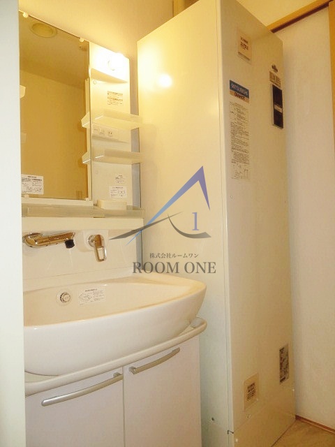 洗面設備　独立洗面台です。