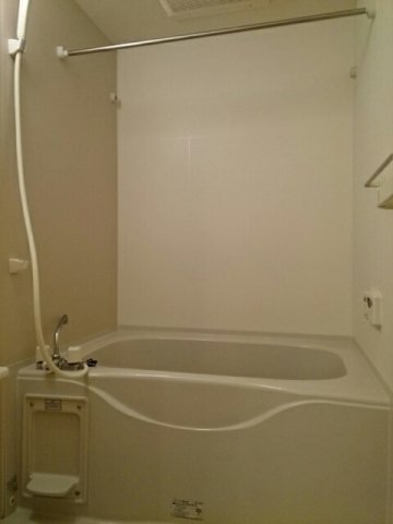 バス・シャワールーム　きれいなお風呂です