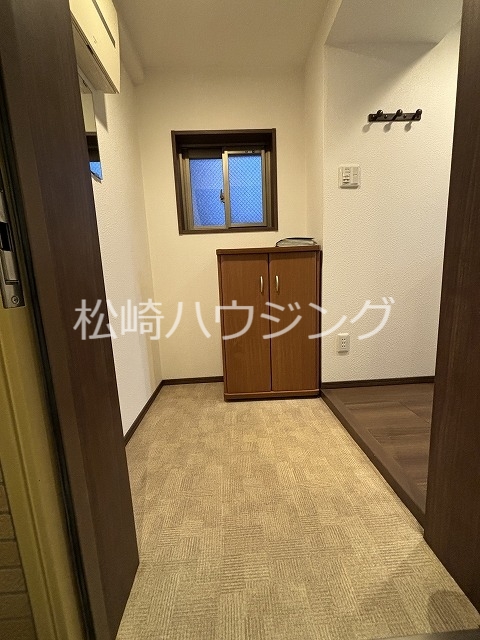 玄関　参考写真