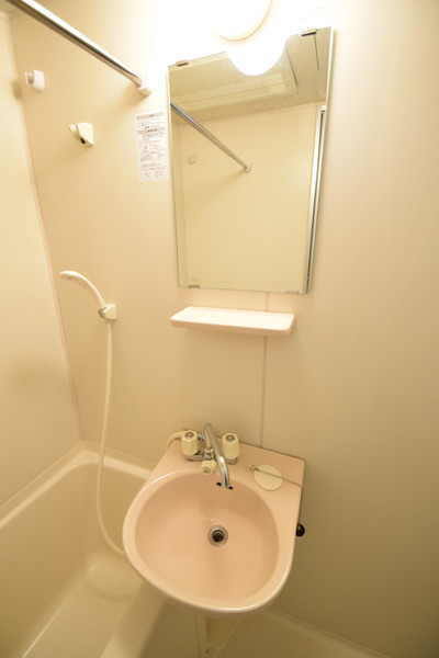 洗面設備　※同室参考写真※