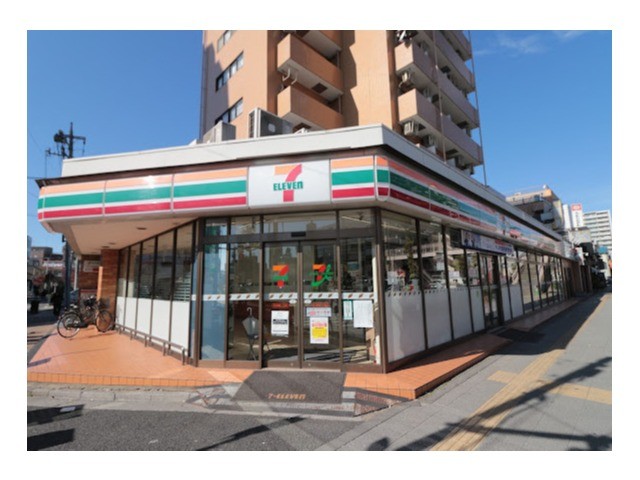 その他　セブンイレブン足立梅島1丁目店（その他）まで332m