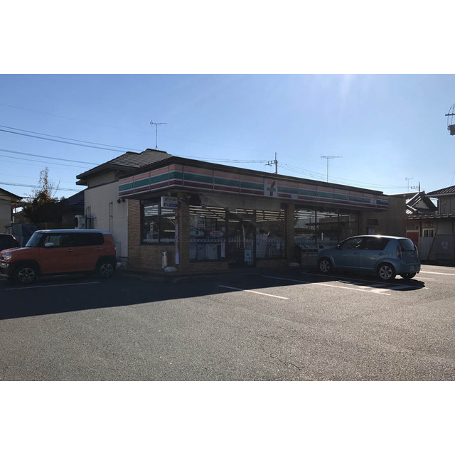コンビニ　セブンイレブン茨城阿見店（コンビニ）まで494m