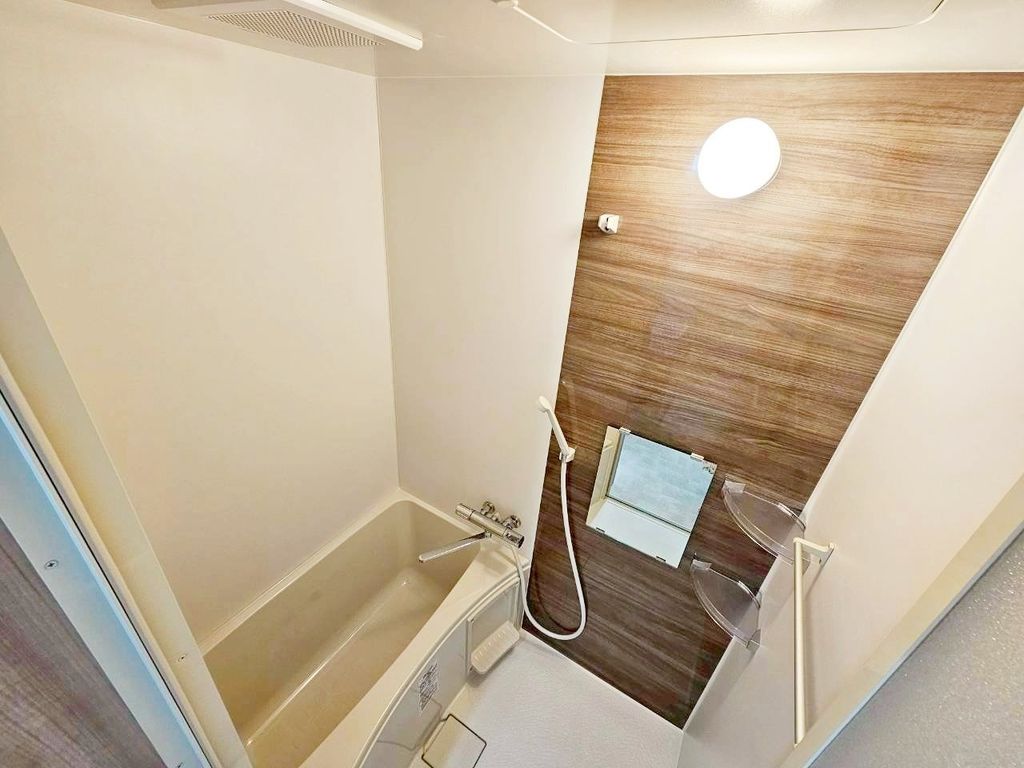 バス・シャワールーム　バス