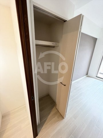 収納　エグゼ大阪イースト　クローゼット