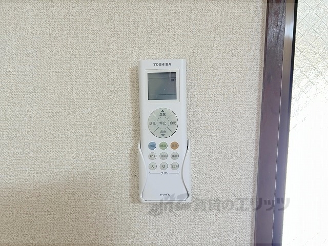 その他設備　給湯器リモコン