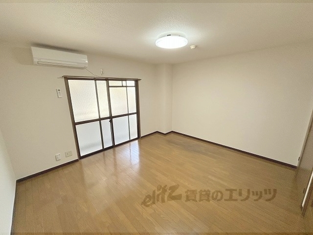 居室・リビング　静かな環境のお部屋です