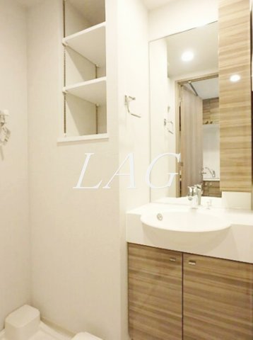 洗面設備　独立洗面台です。