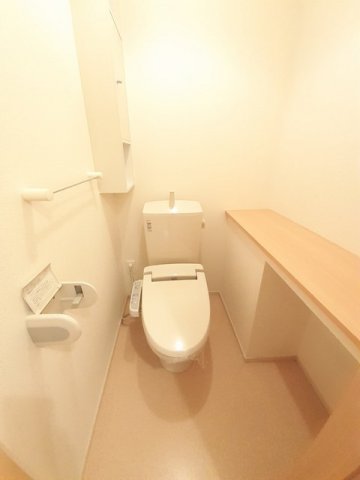 トイレ　コンパクトで使いやすいトイレです