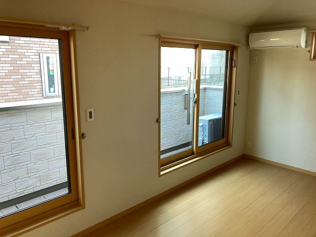 居室・リビング　使いやすい形の為、レイアウトを楽しめます♪