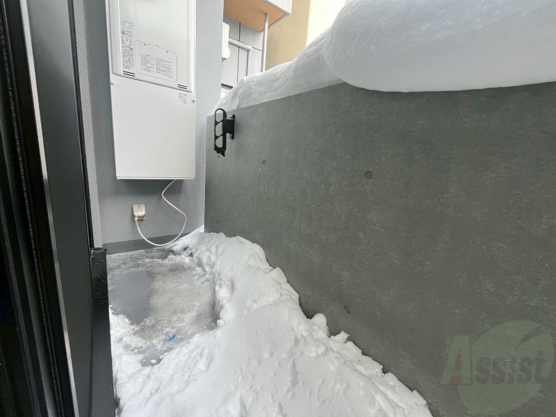 バルコニー　バルコニーです。洗濯物を干したり一息ついたりできますね！