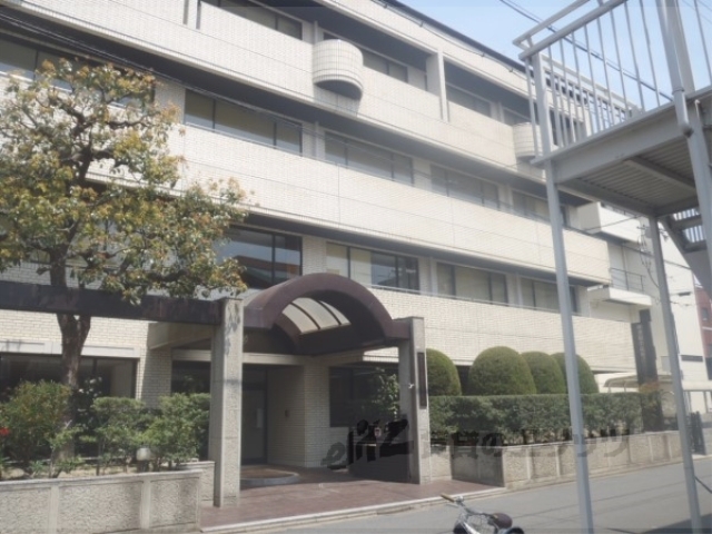 大学・短大　京都中央看護保健大学校（大学・短大）まで3000m