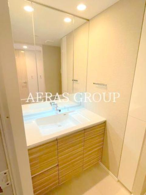 洗面設備　同タイプ参考