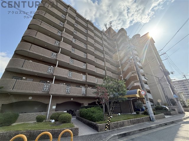 建物外観　オートロック付きで安心！宅配BOX付で便利！