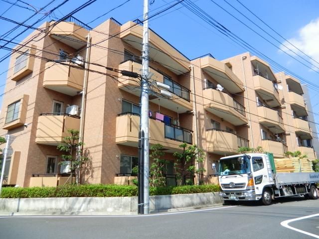 建物外観　閑静な住宅街・日当たり良好