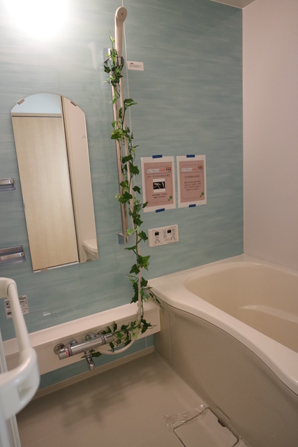 バス・シャワールーム　備品は付きません。