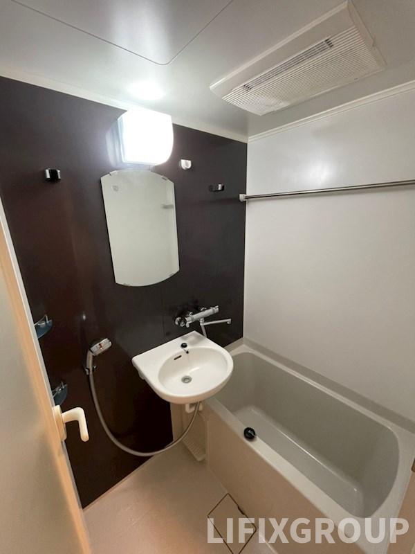 バス・シャワールーム　風呂