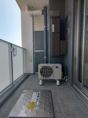 バルコニー　別部屋の参考写真になります。