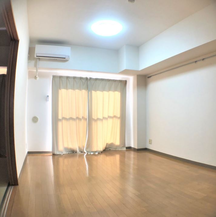 居室・リビング　開放感のあるゆったりとしたお部屋です♪