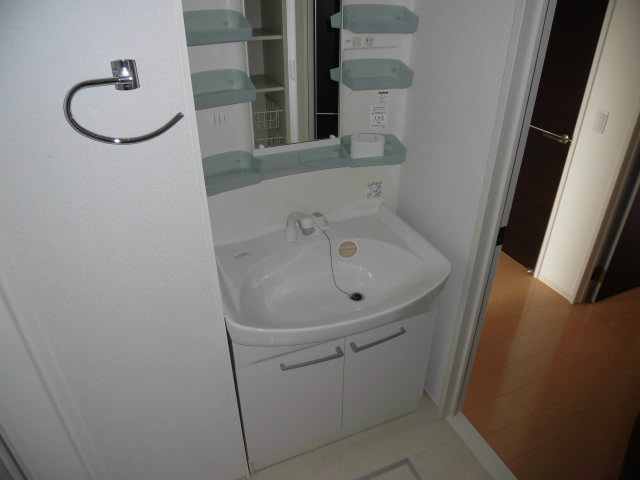 洗面設備　※他部屋参照