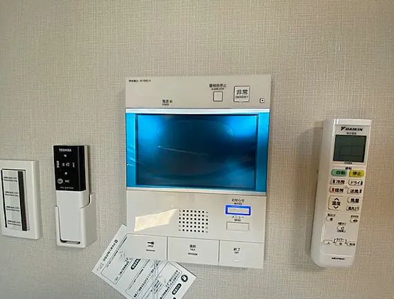 セキュリティ　写真は同タイプ住居です。