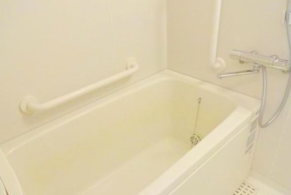 バス・シャワールーム　お風呂で日々の疲れを落としましょう